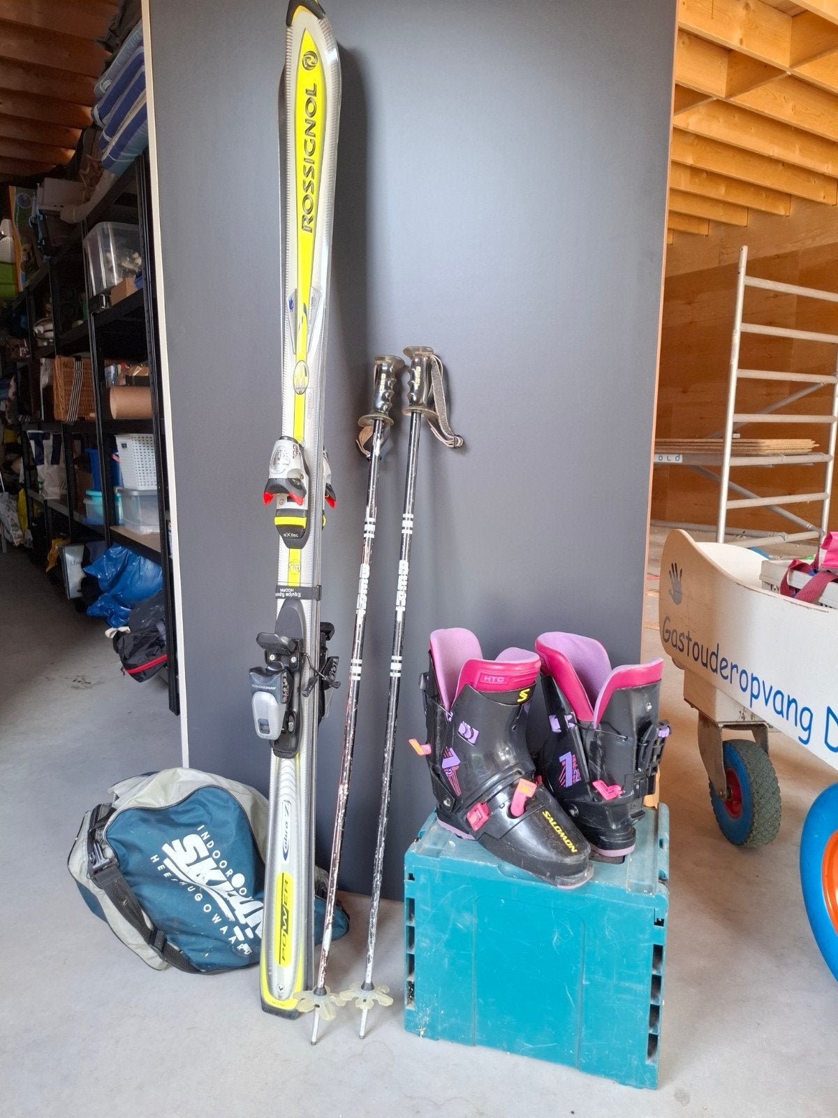 Rossignol ski's met Salomon skischoenen (maat 40) en stokken, Ophalen