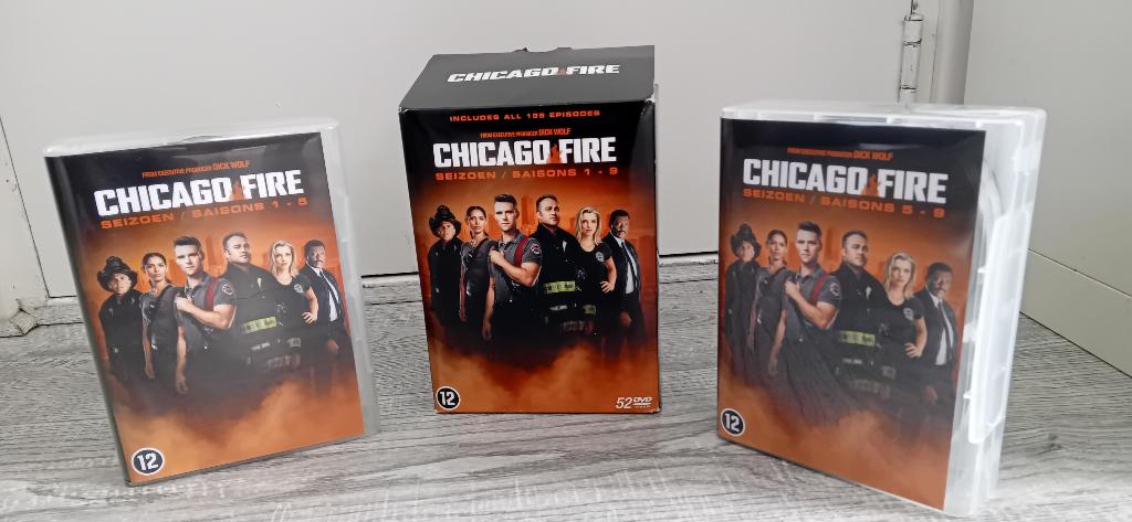 Chigago fire 1-9 hoe tem je een draak ncis seizoen 1, Cd's en Dvd's, Dvd's | Tv en Series, Ophalen, Boxset, Vanaf 9 jaar, Zo goed als nieuw