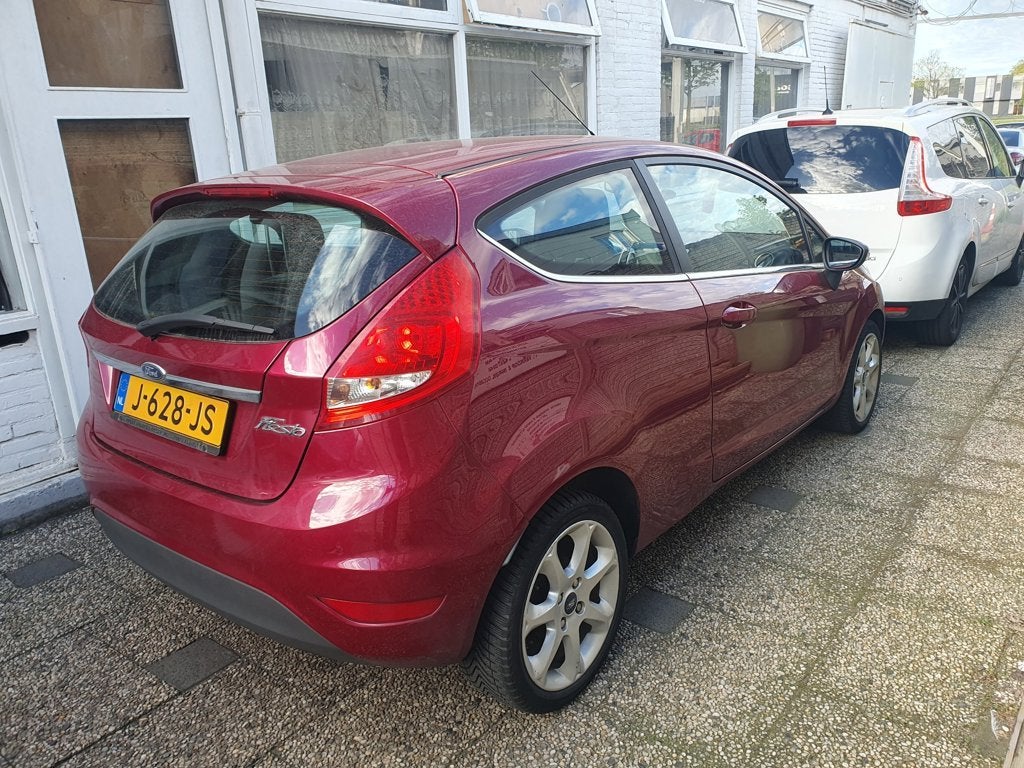 Foto 6 van Ford Fiesta 1.25 Trend Inruil Mogelijk