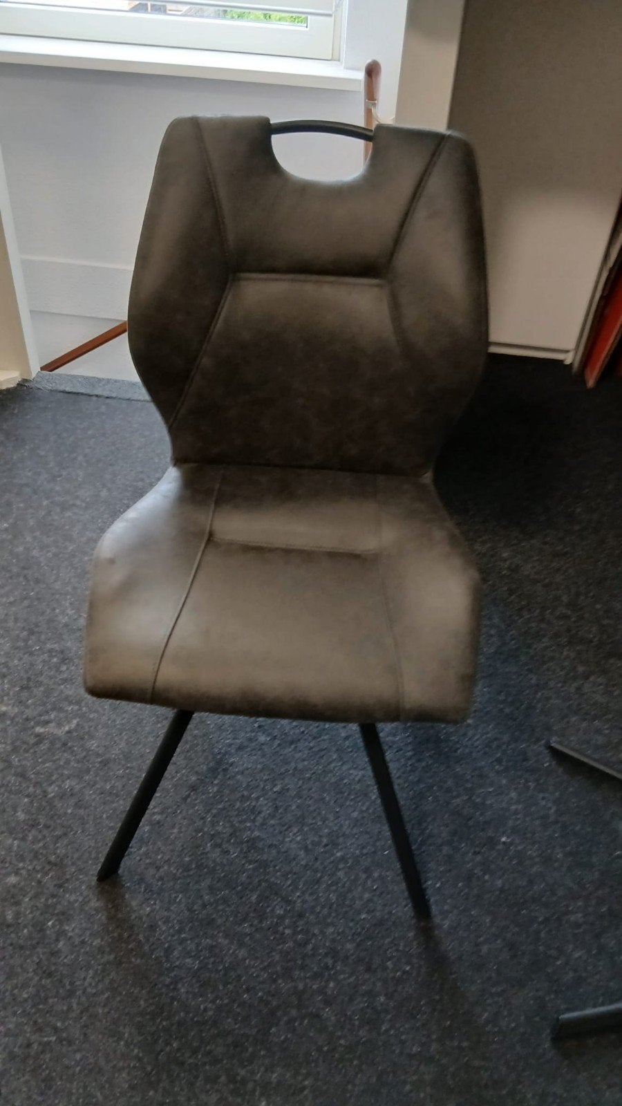 1 eetkamerstoel jesse, Huis en Inrichting, Ophalen, Nieuw, Grijs, Eén