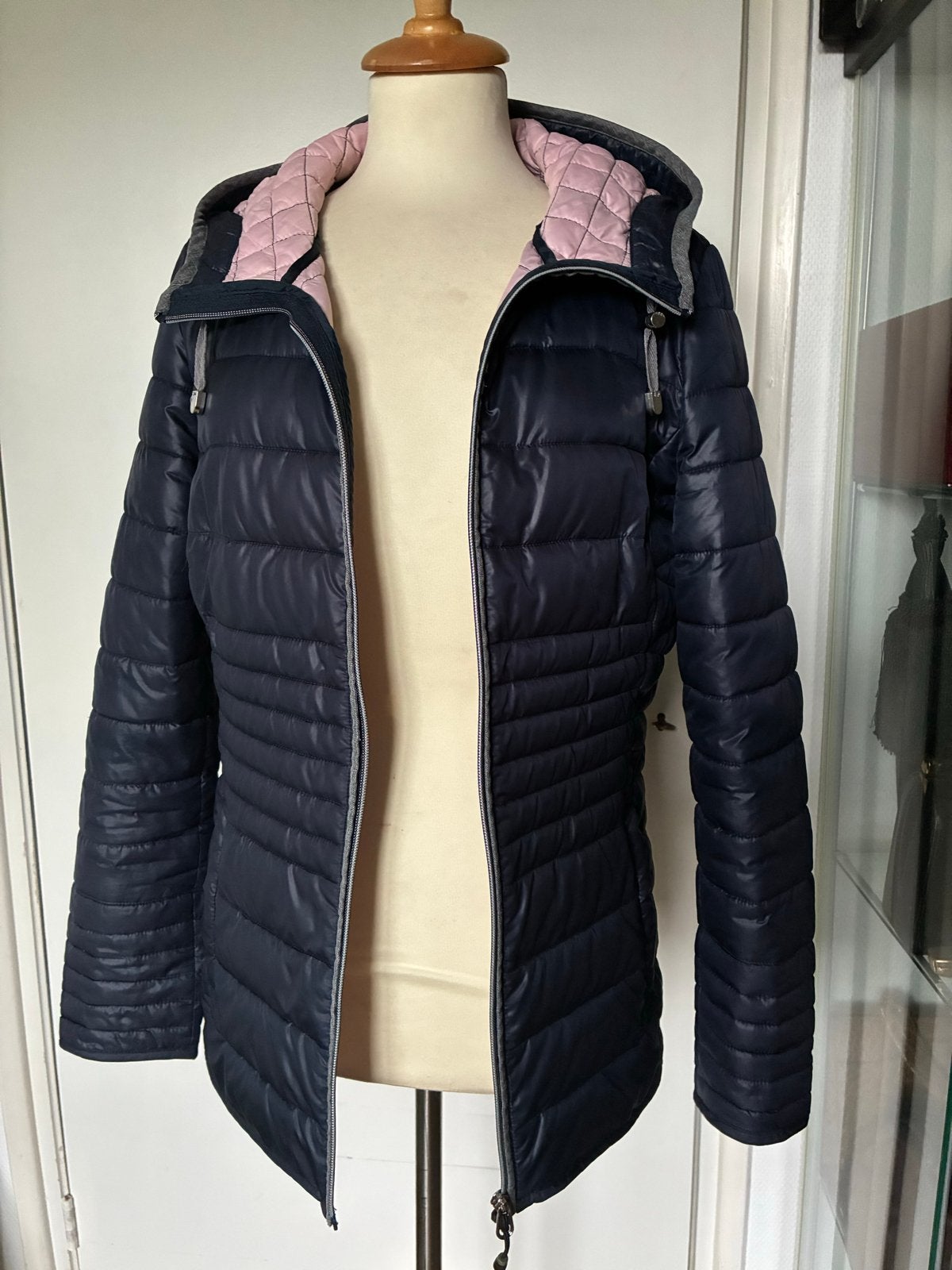 THE OUTERWEAR nieuwe blauwe jas maat 40, Ophalen of Verzenden, Nieuw, Maat 38/40 (M), Blauw