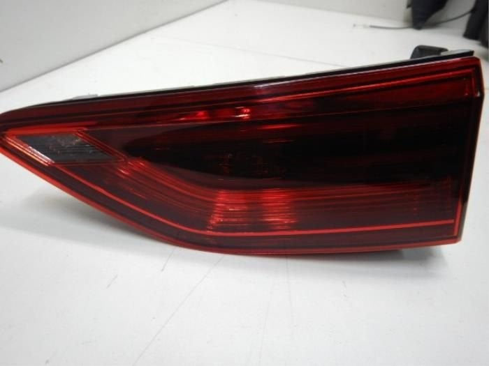 VW Golf 8 LED Achterlicht Rechts Binnen Achterklep, Auto-onderdelen, Ophalen of Verzenden, Gebruikt