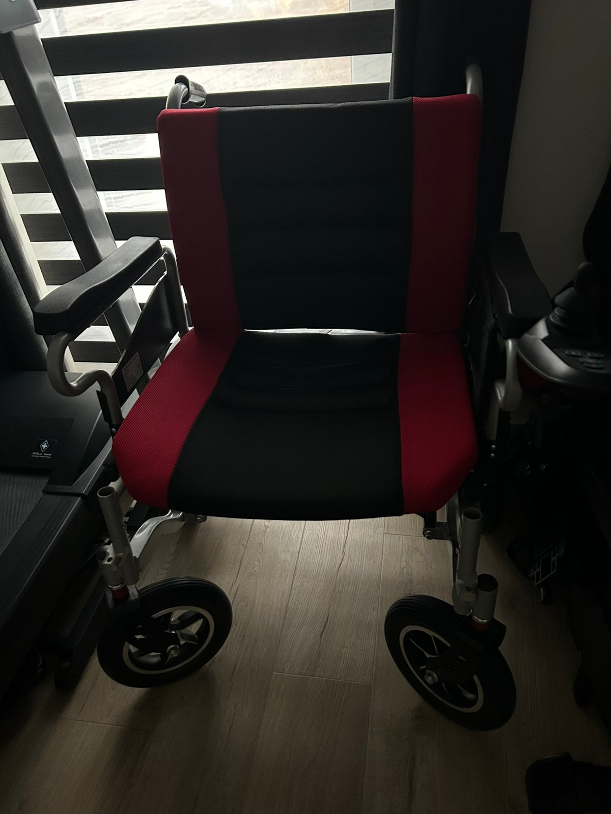 Electrische Rolstoel, Diversen, Rolstoelen, Ophalen, Inklapbaar, Nieuw, Elektrische rolstoel