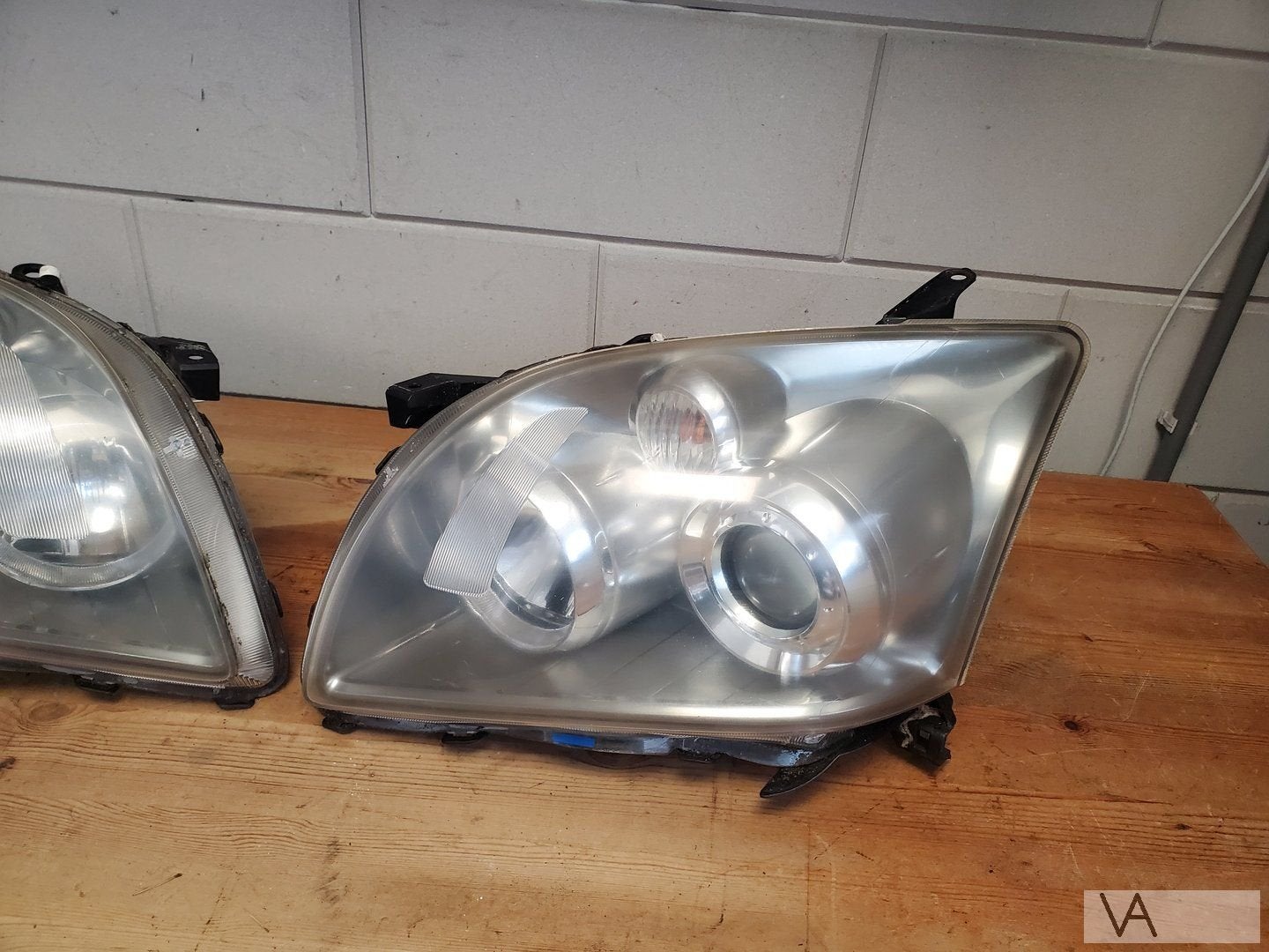 Toyota Avensis 2002 - 2008 koplamp links bestuurder €75, Auto-onderdelen, Verlichting, Gebruikt, -, -, Ophalen of Verzenden