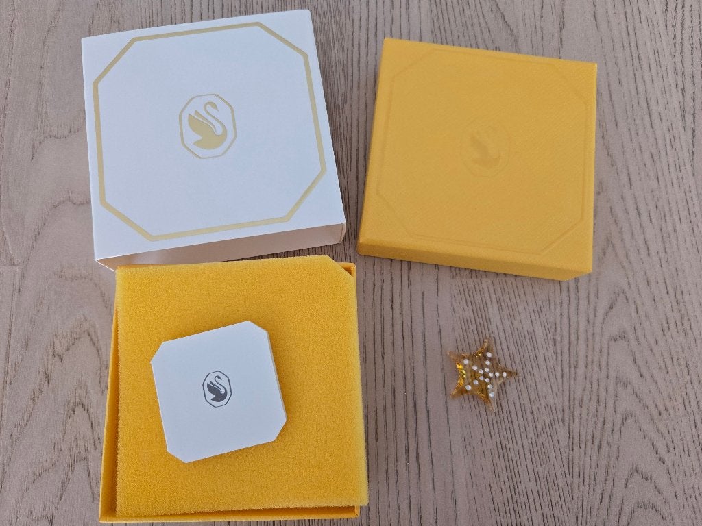 Swarovski Ledengeschenk 2025 Idyllia Starfish Zeester, Ophalen of Verzenden, Nieuw, Figuurtje