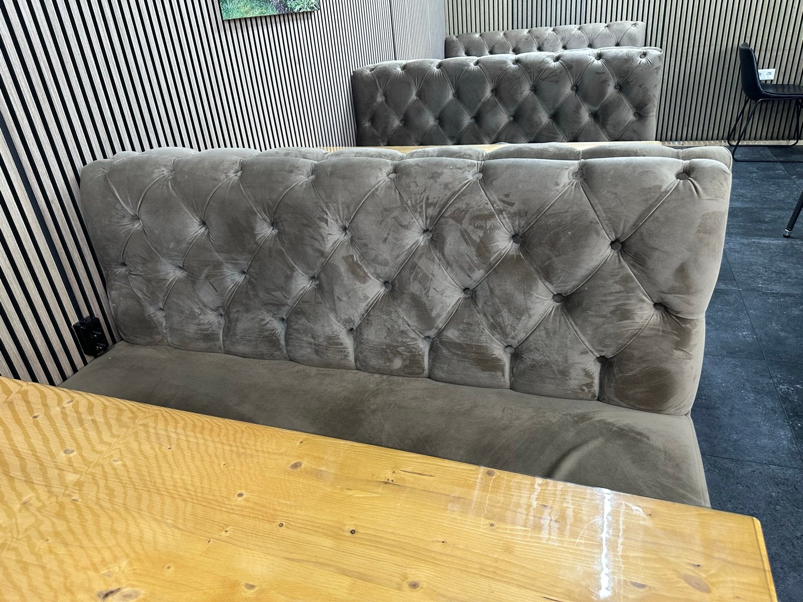 7+ Comfortabele banken voor horeca of wachtruimte, Huis en Inrichting, Ophalen, 250 tot 300 cm, Gebruikt, 75 tot 100 cm