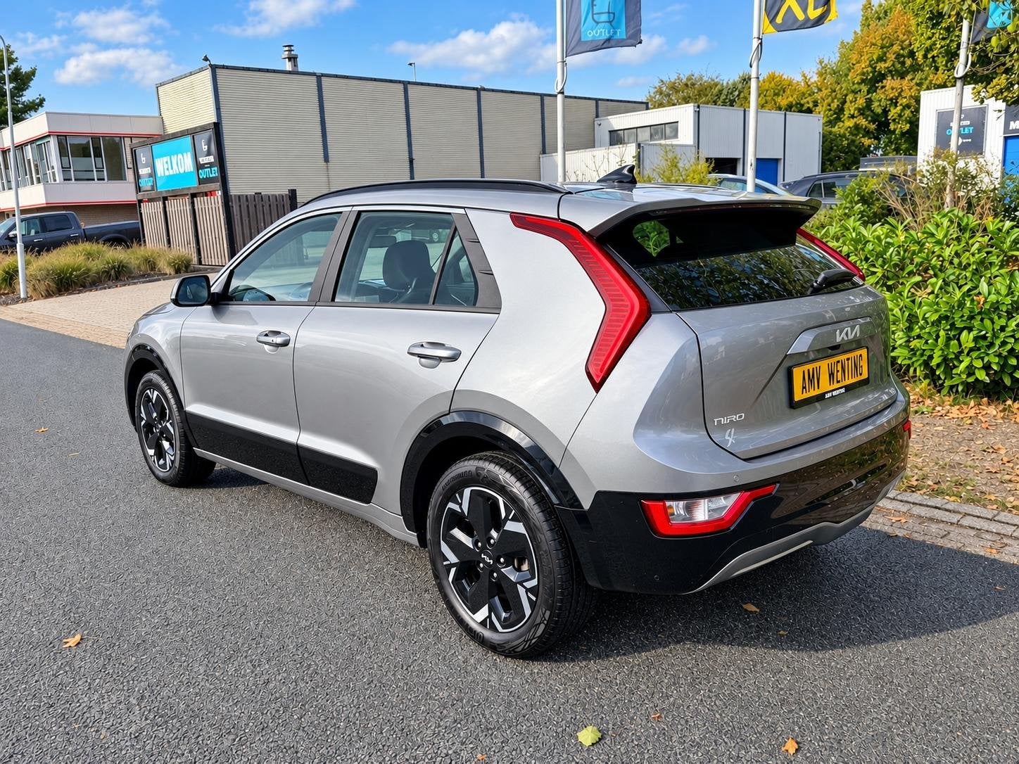 Kia Niro EV DynamicLine 64.8 kWh 204PK 1e EIGENAAR, Gebruikt, Verwarmde buitenspiegels, 1657 kg, Leder en Stof