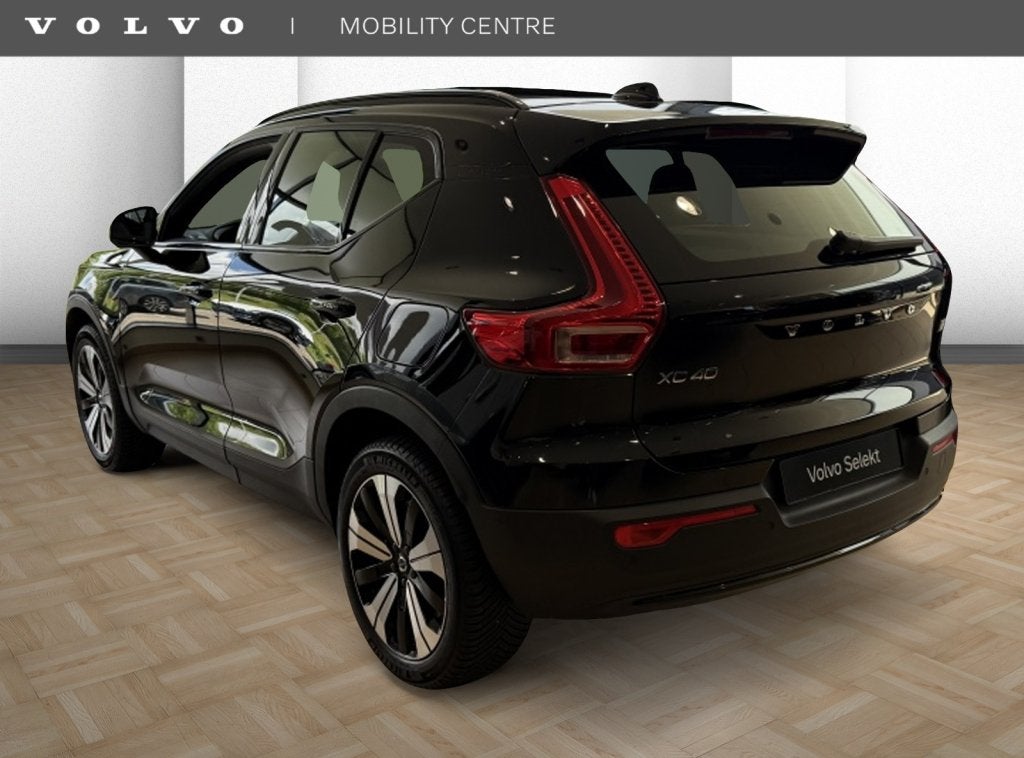 Volvo XC40 P8 Ultimate Dark | 360 Camera | Warmtepomp |, Auto's, Volvo, 238 pk, 0 cilinders, Met garantie (alle), Zwart