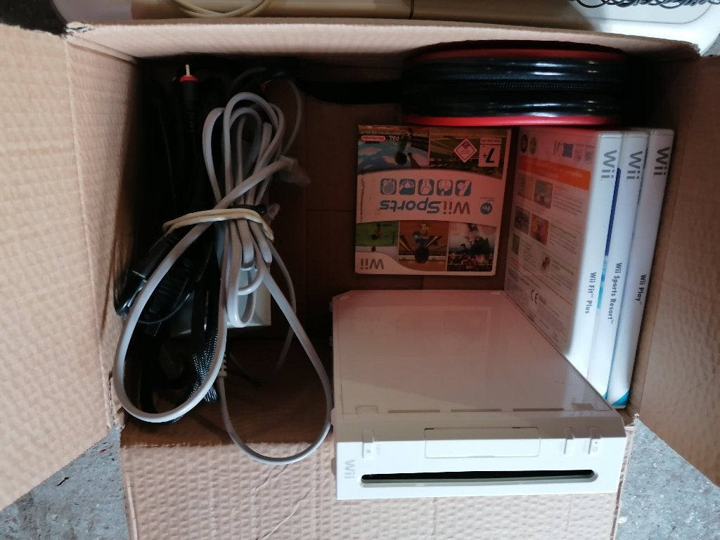 Wii spelcomputer, Ophalen, Gebruikt, Met 2 controllers, Met games