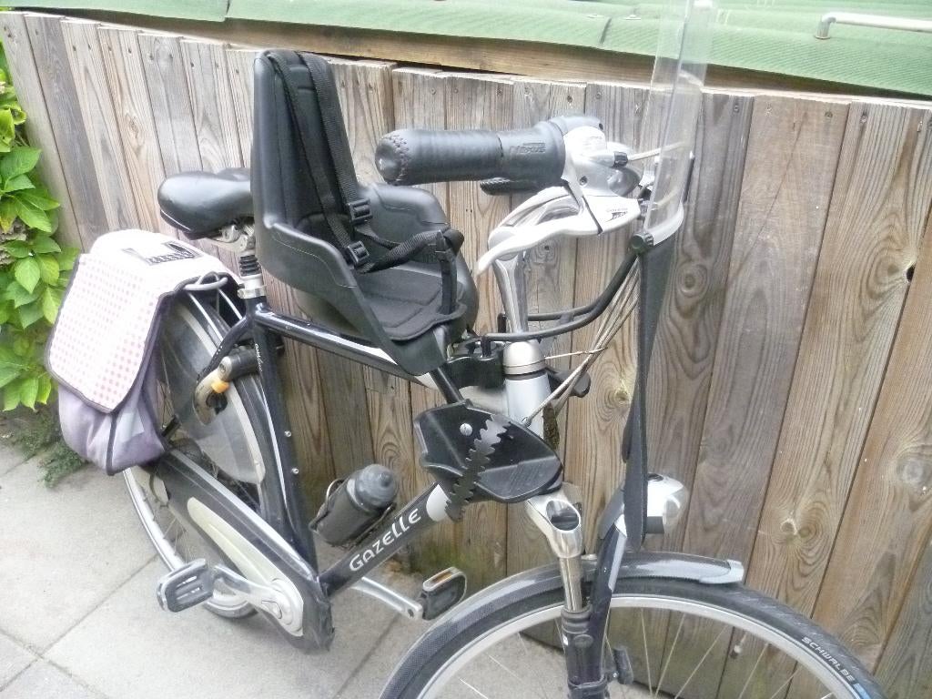fietsstoeltje voorop, Fietsen en Brommers, Fietsaccessoires | Fietsstoeltjes, Ophalen, Bobike, Gebruikt, Voetsteuntjes