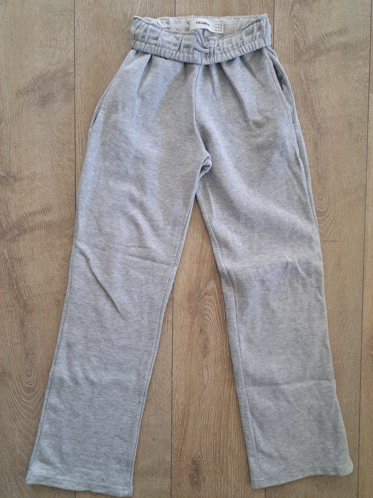 Grijze Pull&Bear joggingbroek XXS, Pull&Bear, Ophalen of Verzenden, Zo goed als nieuw, Maat 34 (XS) of kleiner