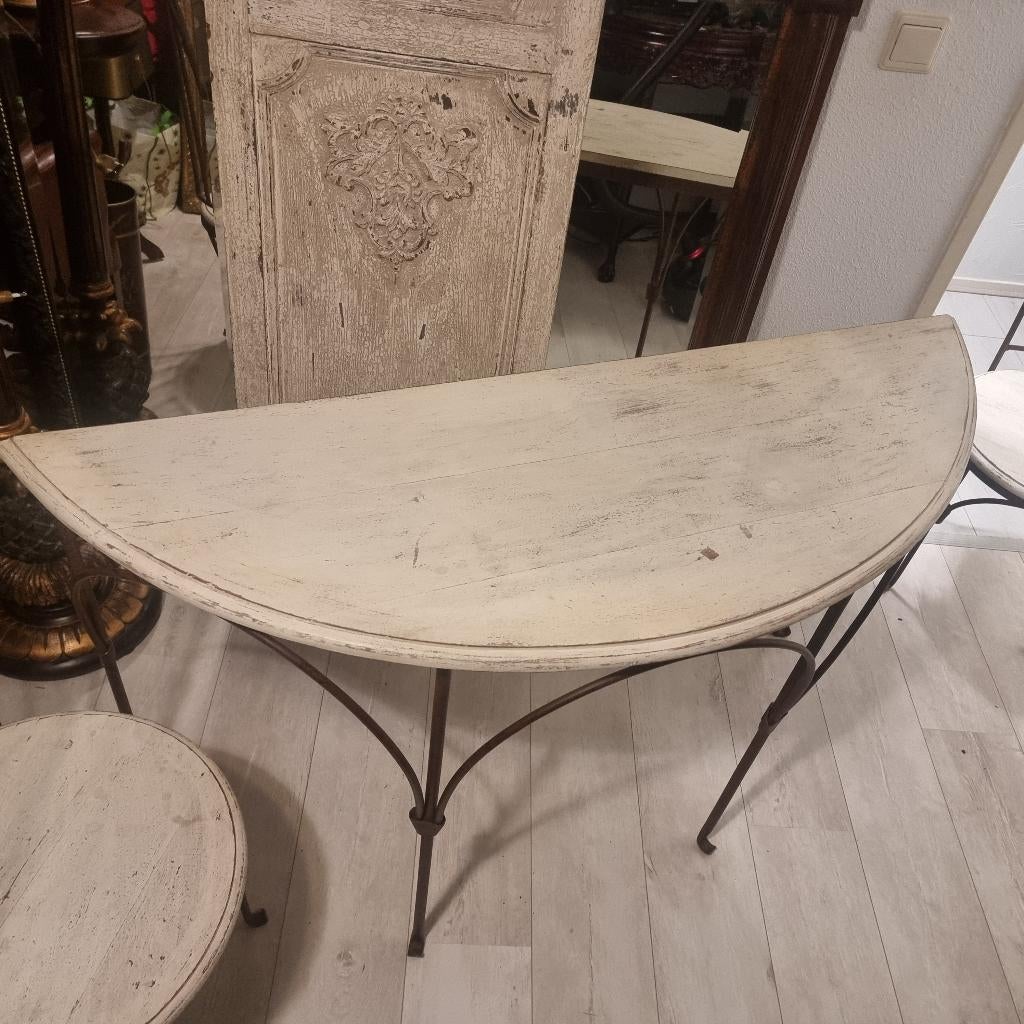 Sidetable met twee stoelen, Tuin en Terras, Overige materialen, Gebruikt, Bijzettafel, Tuinset