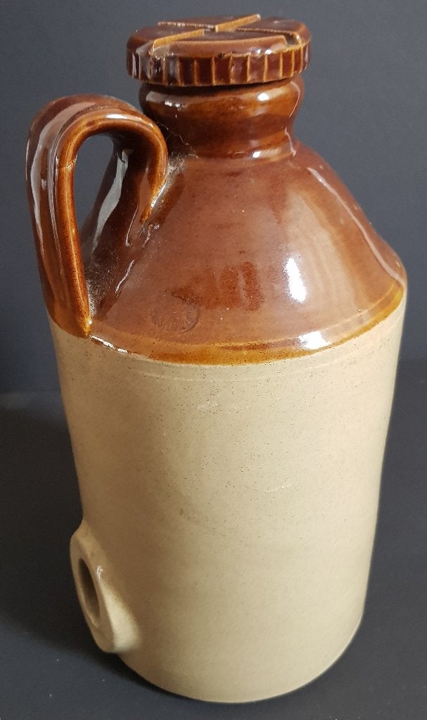 Drankkruik met tapgat en schroef dop - Adv S 151, Antiek en Kunst, Ophalen of Verzenden