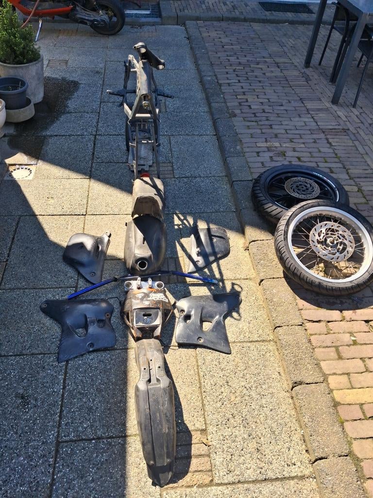 Motorhispania furia frame op geel kenteken, Ophalen, Gebruikt