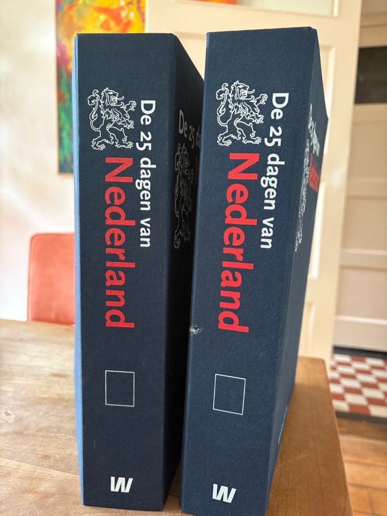 De 25 dagen van Nederland, Boeken, Ophalen of Verzenden, Zo goed als nieuw