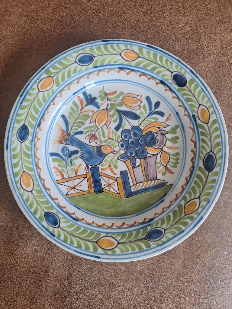 Antiek bord met handgeschilderde afbeelding., Antiek en Kunst, Antiek | Porselein, Ophalen of Verzenden