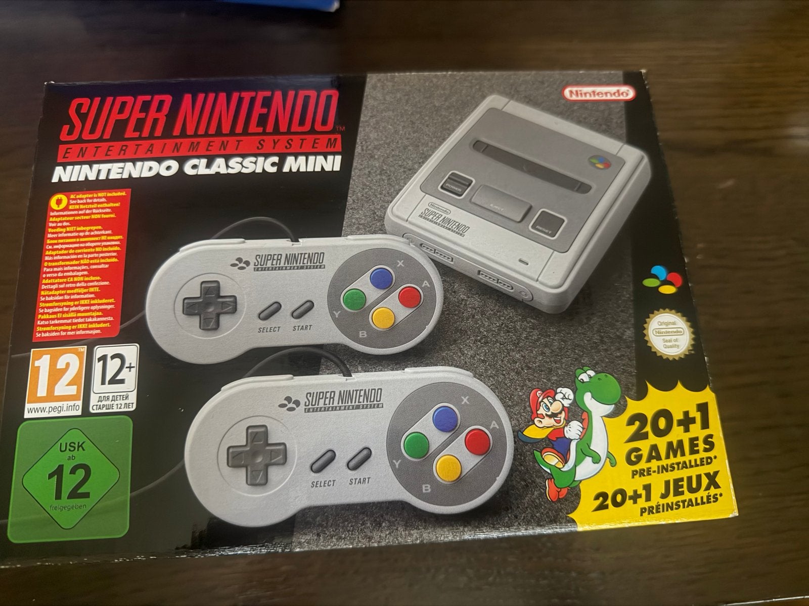 Super Nintendo Entertainment System Classic Mini, Ophalen of Verzenden, Zo goed als nieuw, Met 2 controllers, Met games