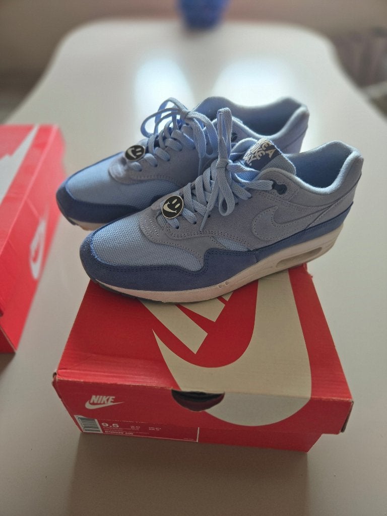 Nike air max 1 have a nike day indigo bleu eu 43, Blauw, Nike, Ophalen of Verzenden, Zo goed als nieuw