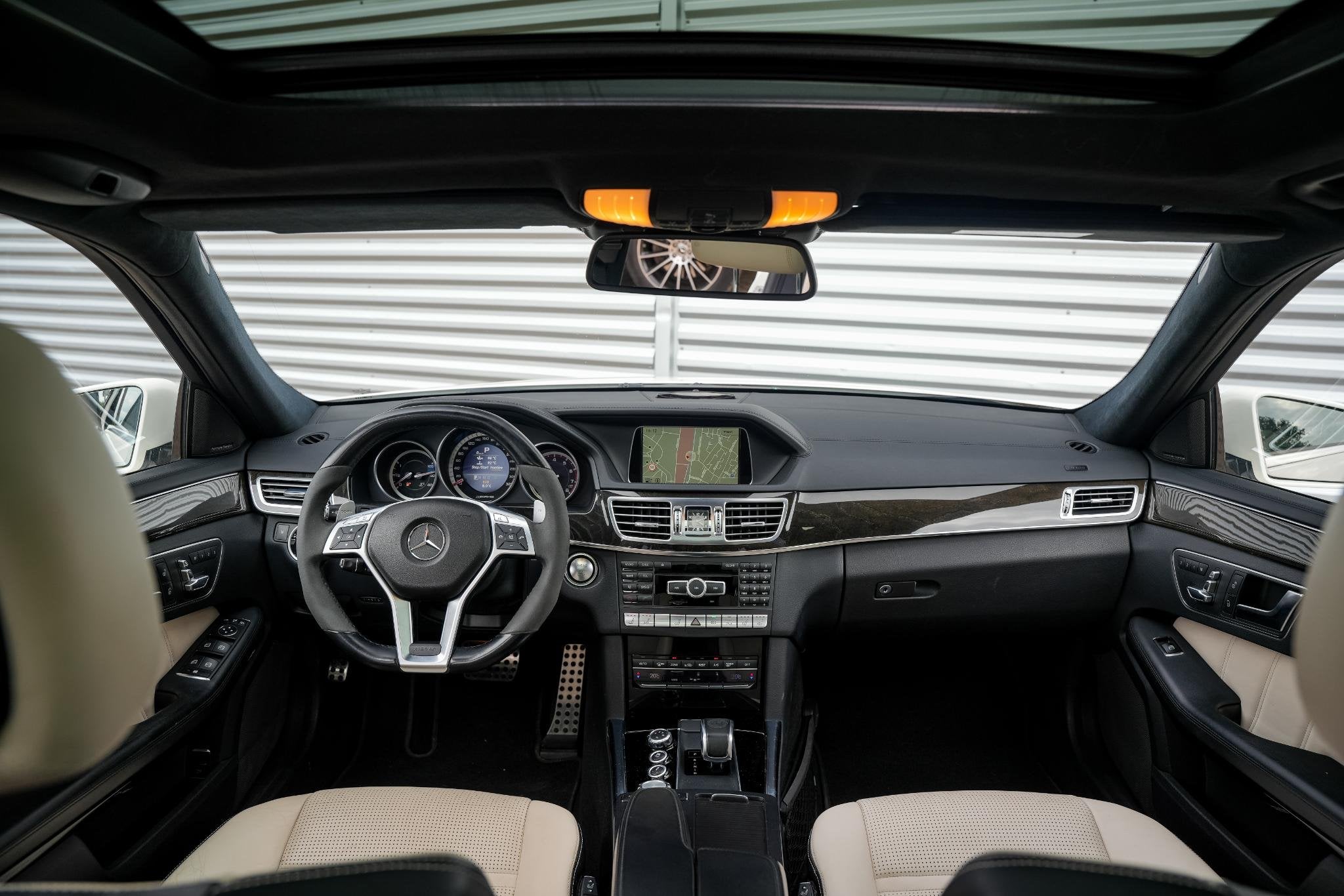 Mercedes-Benz E-klasse Estate AMG 63 S 4MATIC Panodak Harman, Automaat, 5461 cc, Gebruikt, Wit