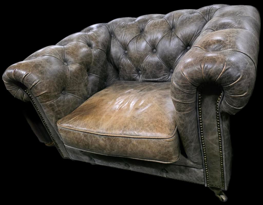 Vintage Chesterfield Fauteuil - Bruin grijs Leer + BEZORGING