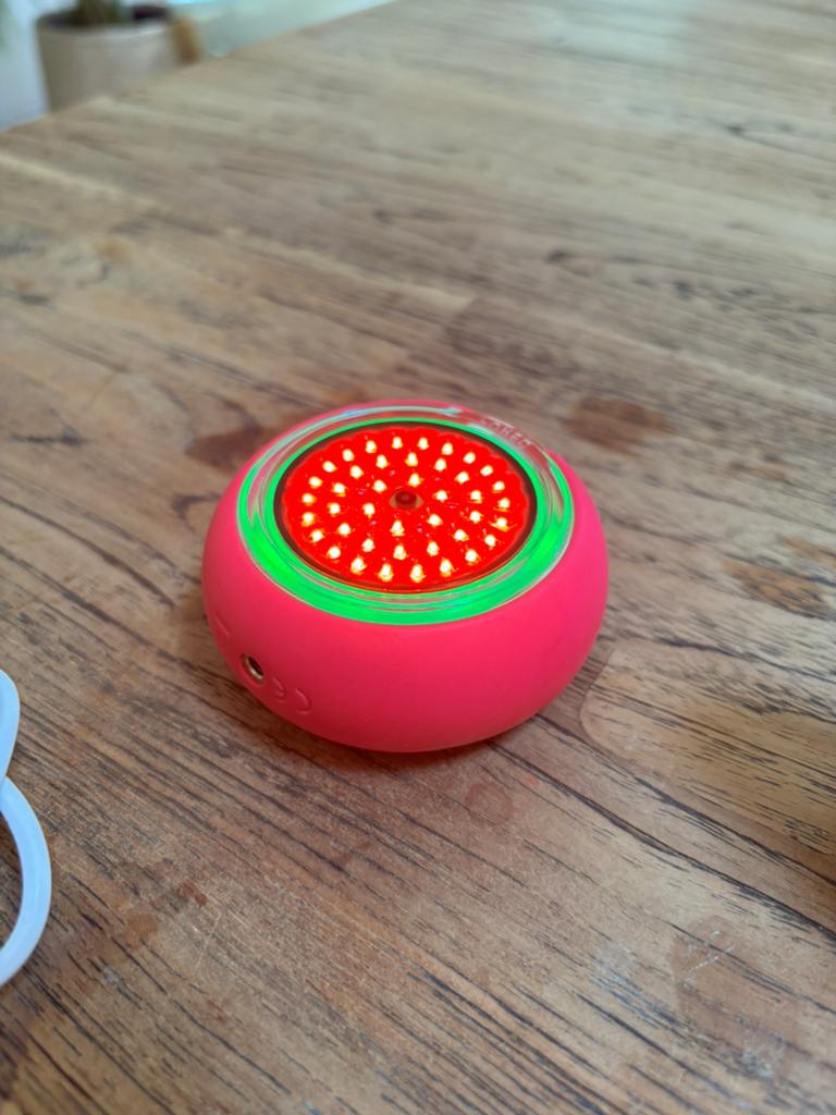 Foreo LED plus NIR Spa apparaat anti aging, Sieraden, Tassen en Uiterlijk, Uiterlijk | Gezichtsverzorging, Ophalen of Verzenden