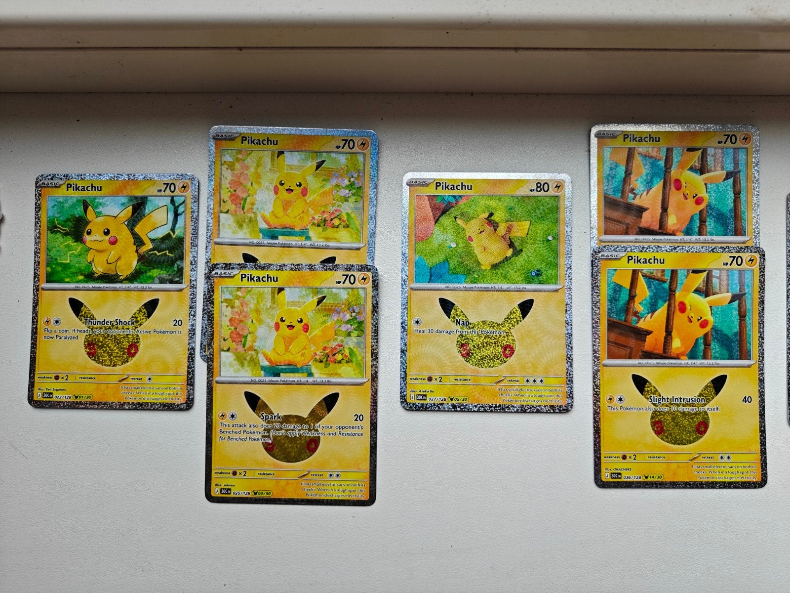 Pikachu 30th Anniversary Collectie Dubbele Kaarten, Ophalen of Verzenden, Zo goed als nieuw, Meerdere kaarten, Foil