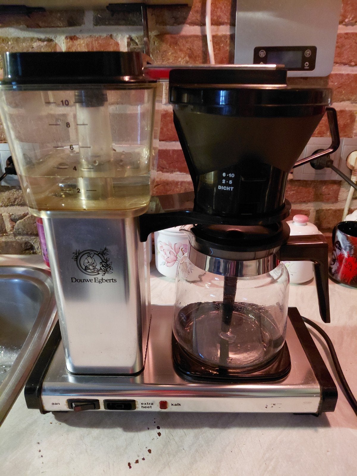 Douwe Egberts Koffiezetapparaat - Gebruikt, Witgoed en Apparatuur, Koffiezetapparaten, Afneembaar waterreservoir, Gebruikt, 10 kopjes of meer
