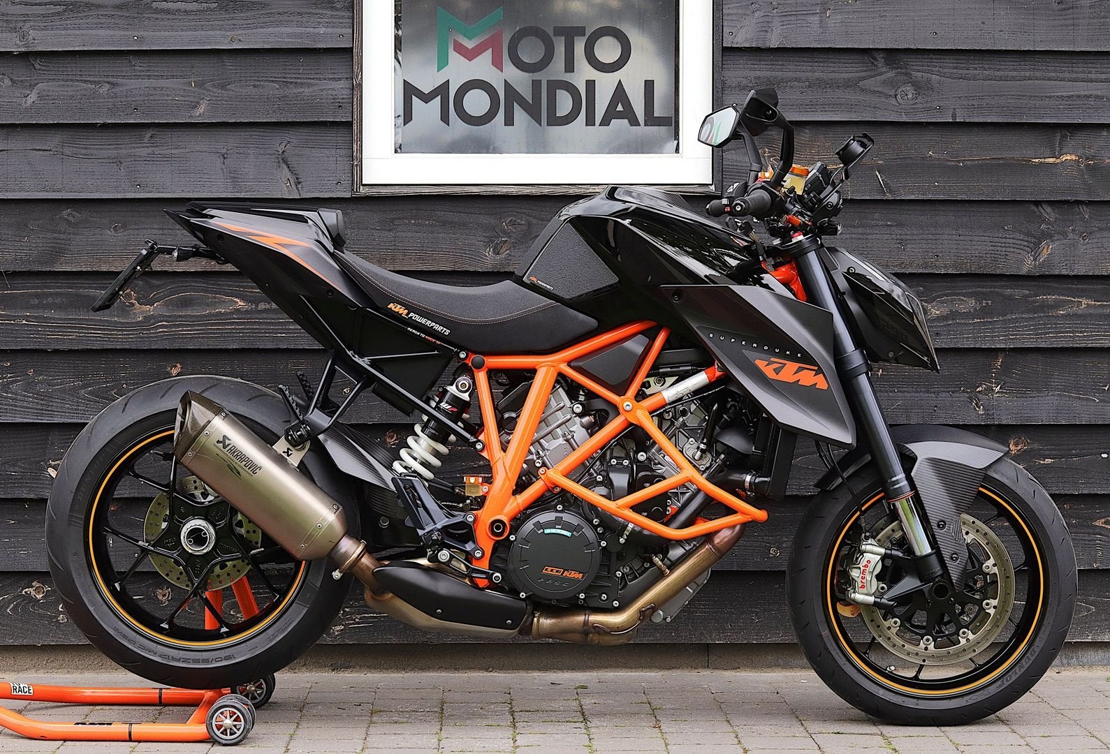 KTM 1290 SUPER DUKE R (bj 2014) Akrapovic, Carbon, 2 cilinders, KTM, Bedrijf, Onbekend
