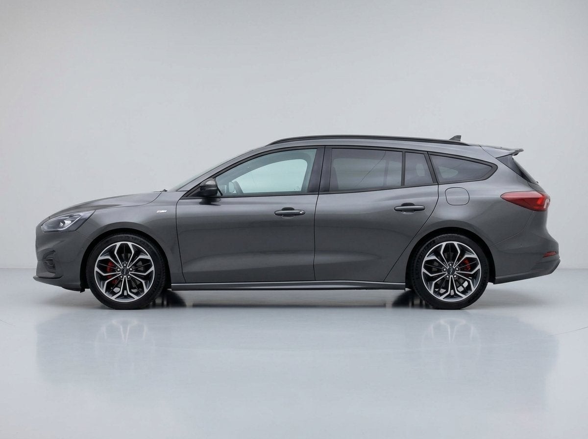 Ford Focus Wagon 1.0 EcoBoost Hybrid ST Line X, Auto's, Gebruikt, Origineel Nederlands, Handgeschakeld, 19 km/l