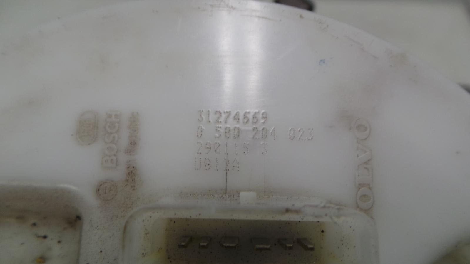 VOLVO V70 SE LUX D5 BRANDSTOF POMP VOOR DE INJECTOR 2015, Ophalen of Verzenden, Gebruikt, Stiba lid