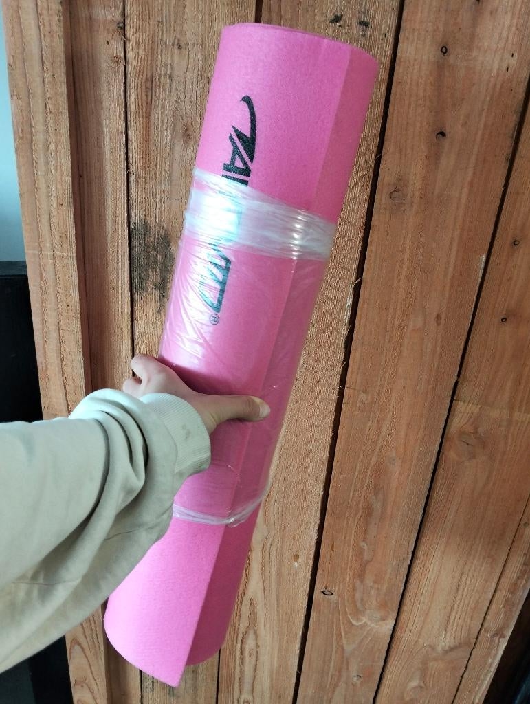 Roze fitnessmatje Avento te koop aangeboden, Sport en Fitness, Fitnessmaterialen, Ophalen of Verzenden, Zo goed als nieuw, Fitnessmat