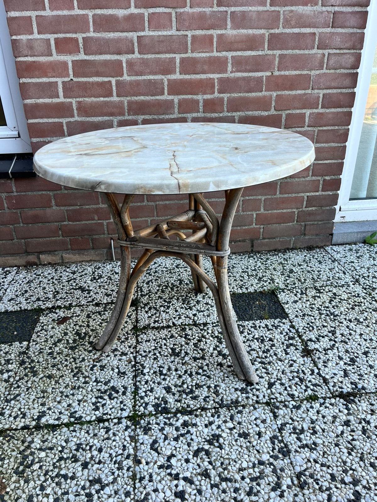 Gratis tafel, Ophalen, Gebruikt, Rond, Hout