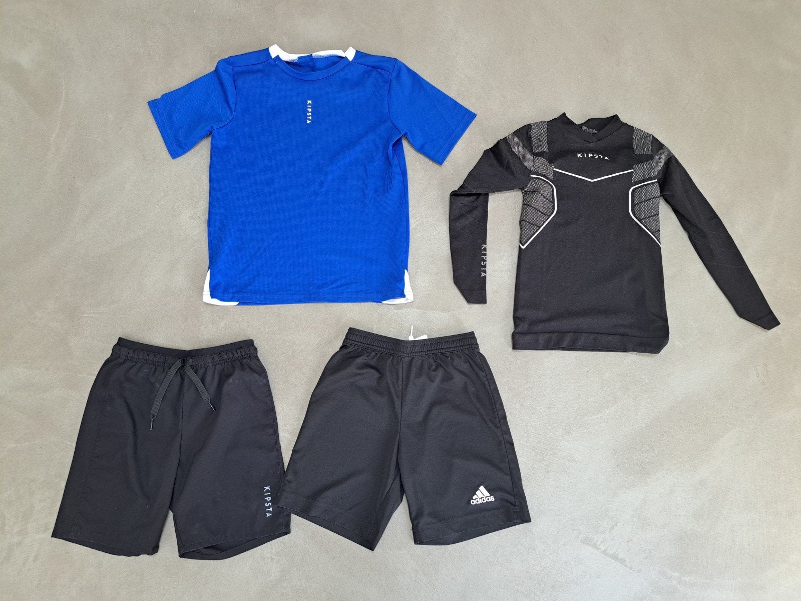 Sportkleding set: Kipsta & Adidas (maat 140), Ophalen of Verzenden, Gebruikt, Kipsta, Adidas, Jongen of Meisje