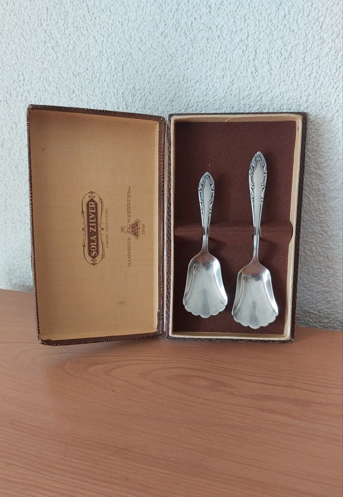2  suikerschepjes Sola 90, Sola, Ophalen of Verzenden, Zo goed als nieuw, Zilver