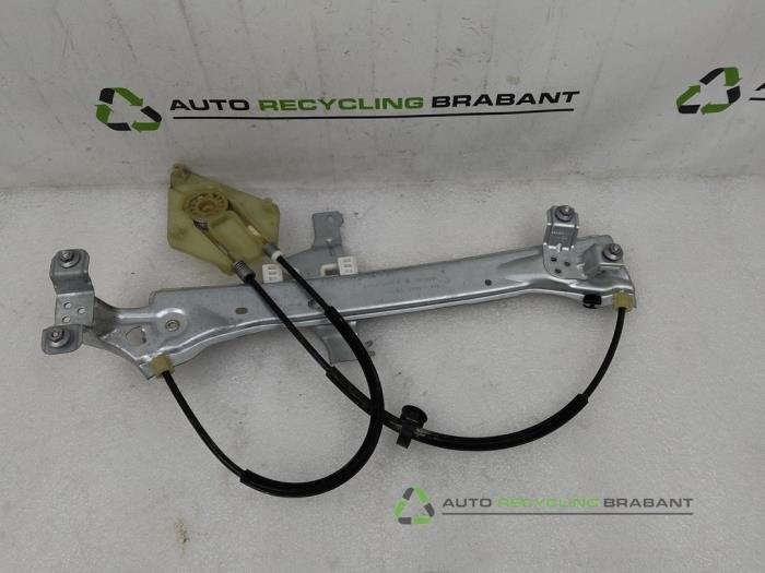 Ruitmechaniek 4Deurs rechts-achter van een Renault Megane, Gebruikt, -, -, Ophalen of Verzenden
