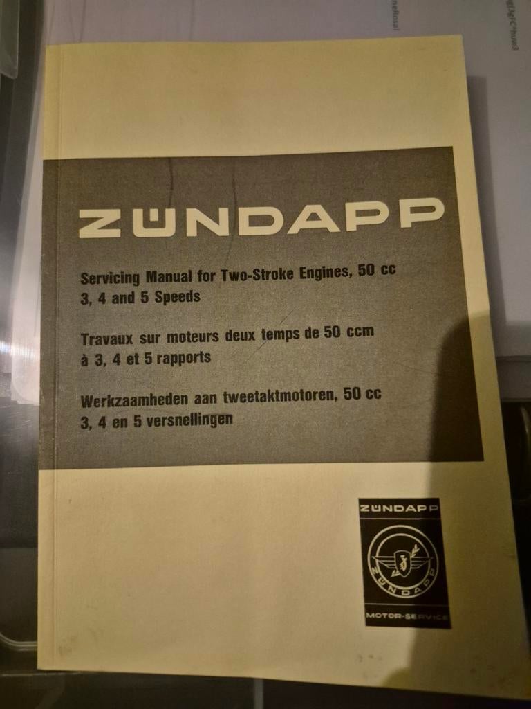 Zundapp Servicing Manual 50cc 3, 4 en 5 versnellingen, Fietsen en Brommers, Brommeronderdelen | Zundapp, Ophalen of Verzenden
