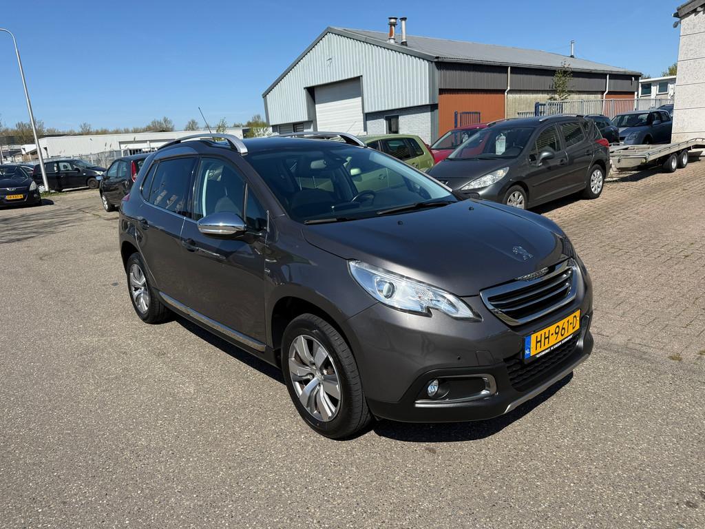Peugeot 2008 1.2 PureTech Blue Lease Executive Bj:2015 NAP!, Gebruikt, Euro 6, 1270 kg, 49 €/maand