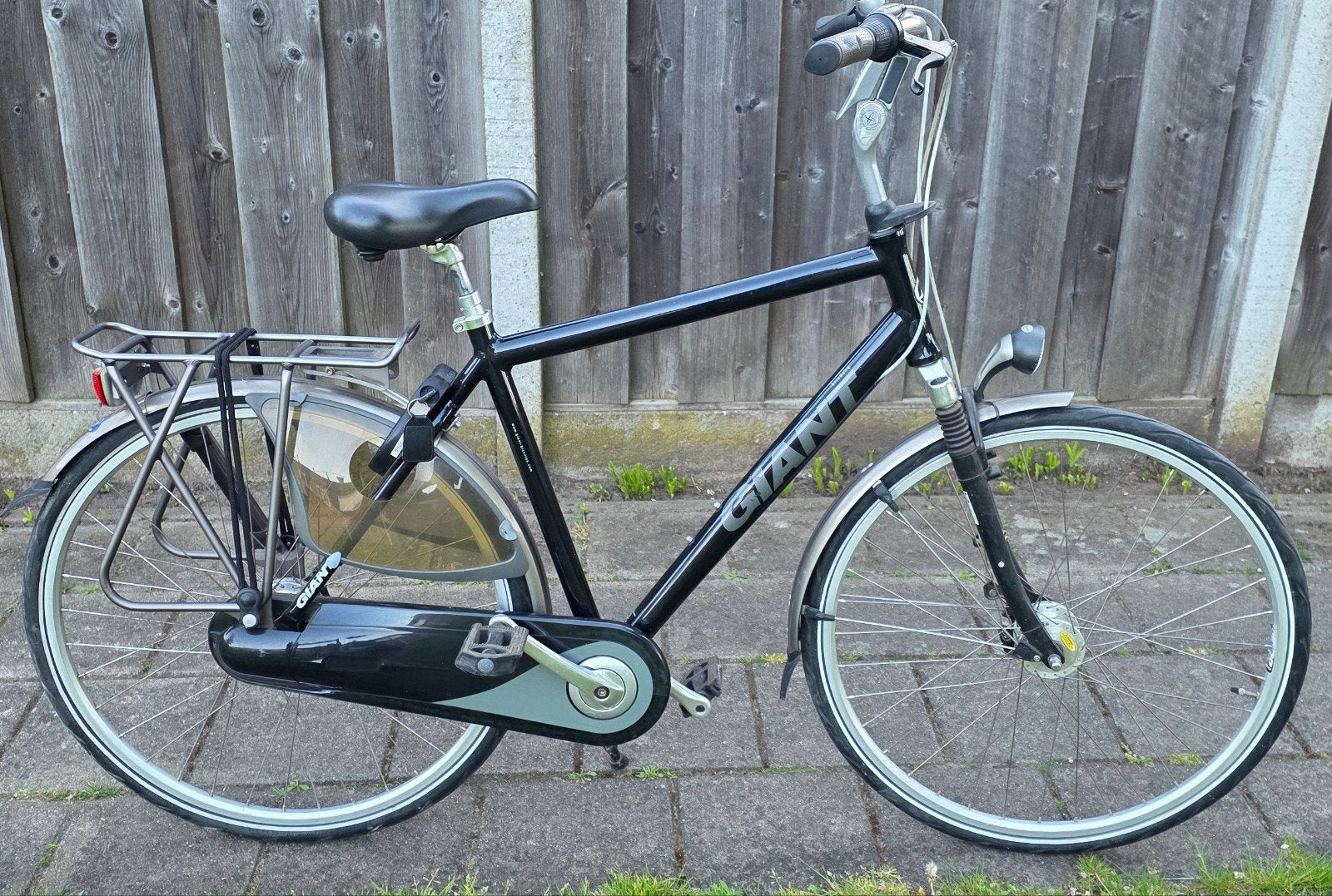 Te koop netjes gıant heren fıets, Versnellingen, Zo goed als nieuw, 57 tot 61 cm, Ophalen
