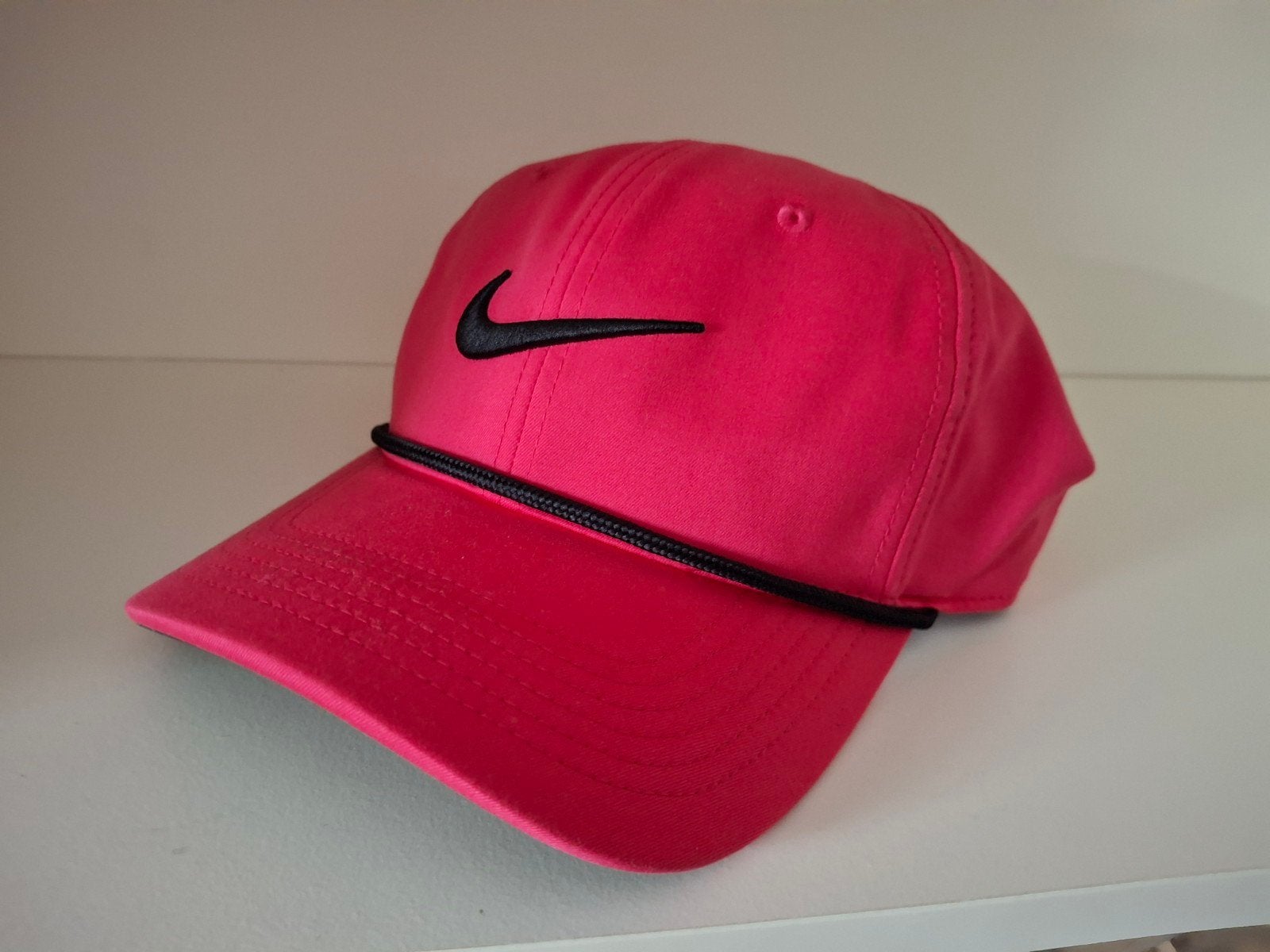 Nike pet, cap, nieuw, Kleding | Dames, Hoeden en Petten, Nike, Nieuw, Pet, One size fits all
