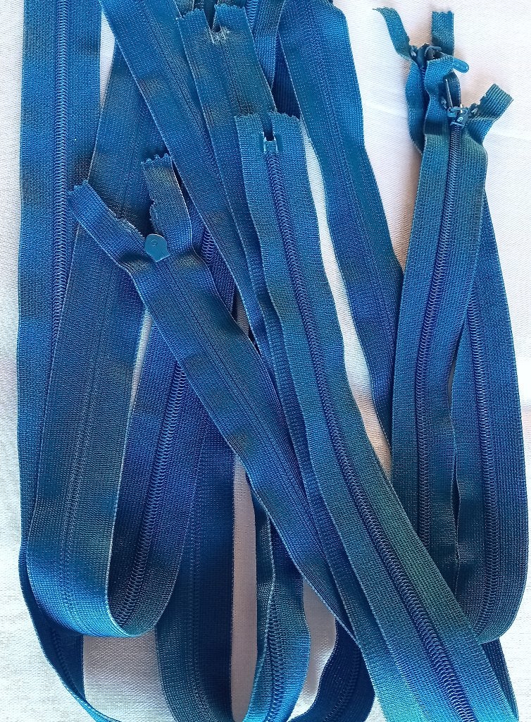 6 blauwgroene nylon Ritsen van 50 of 60 cm., Ophalen of Verzenden, Nieuw, Rits of Sluiting