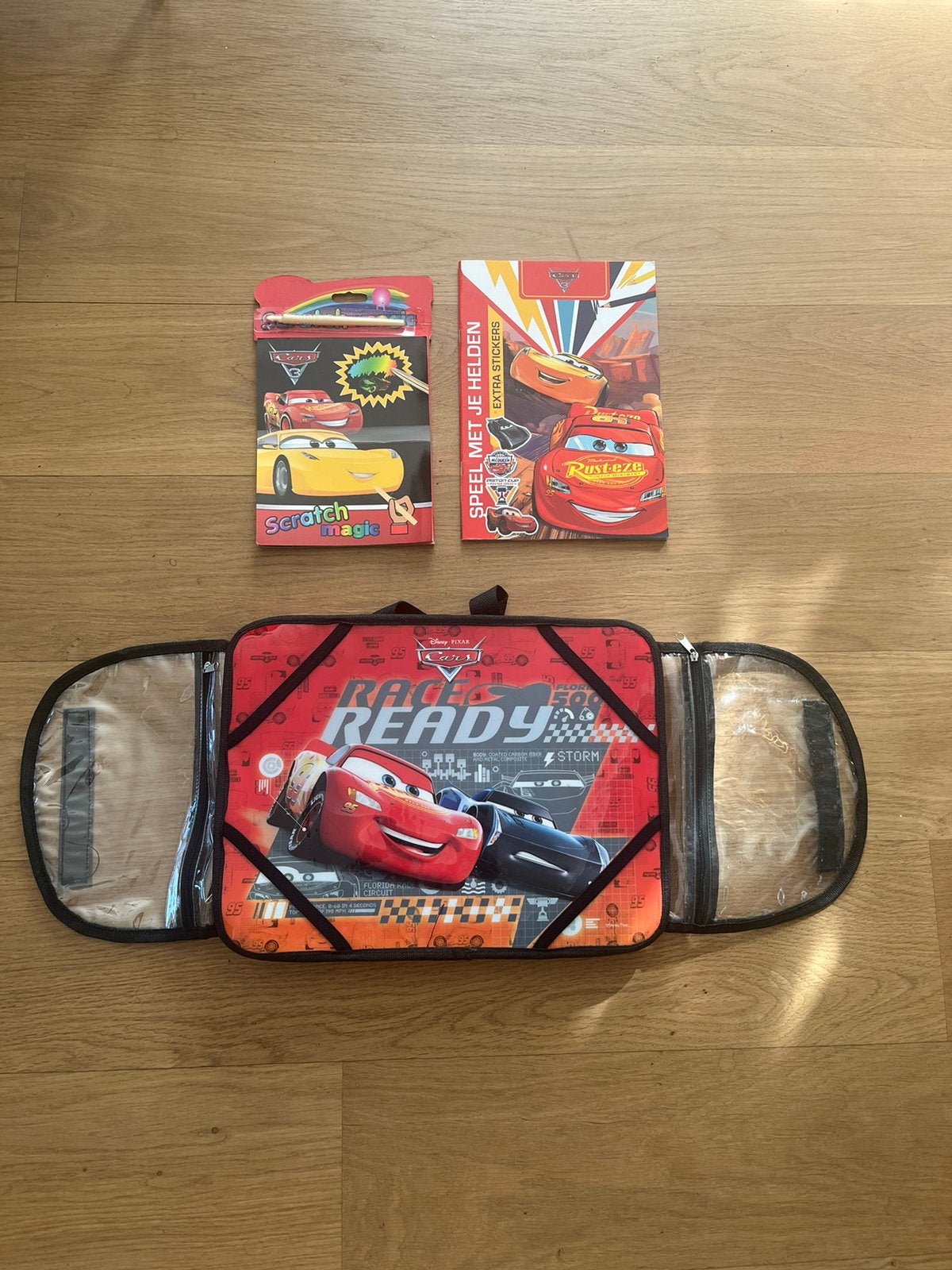 Leuke reis set tekentafel krasblok en kleurboek, Hobby en Vrije tijd, Ophalen of Verzenden, Zo goed als nieuw