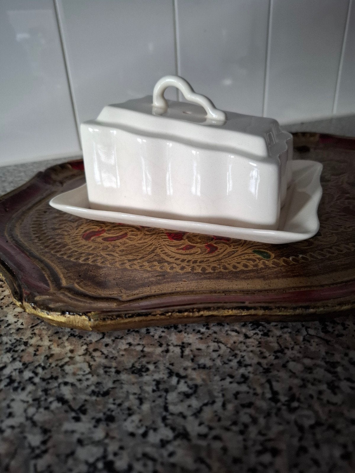 Witte Keramische kaas/boterstolp incl. Verzenden, Ophalen of Verzenden