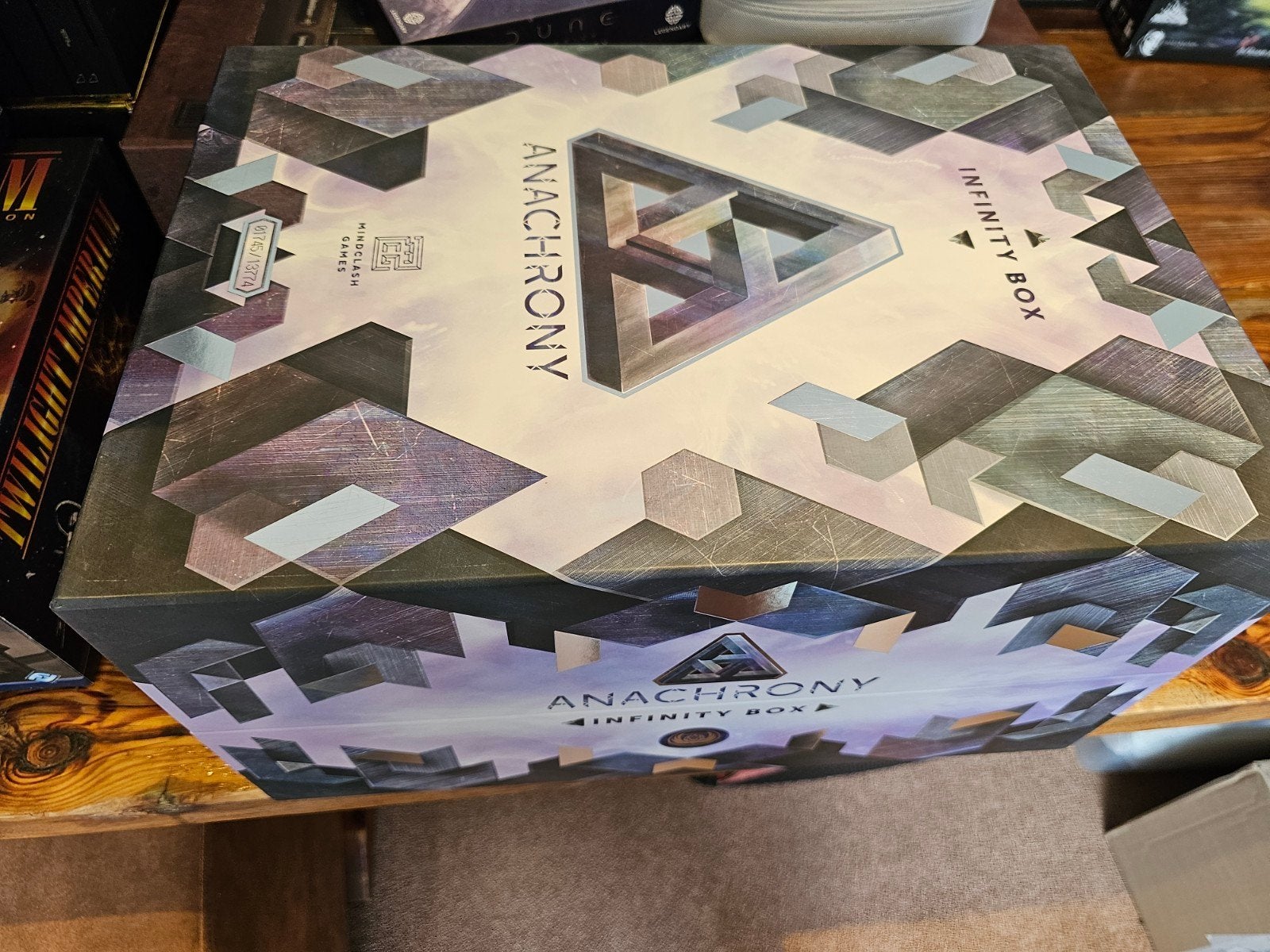 anachrony infinity box, Ophalen of Verzenden, Zo goed als nieuw