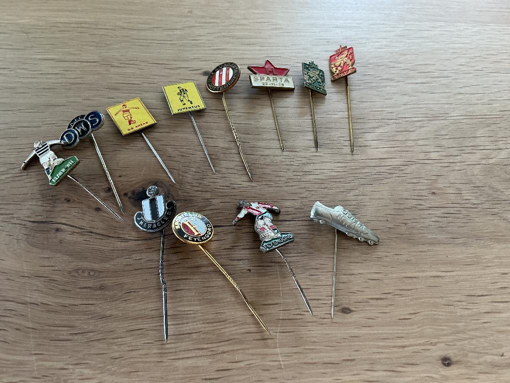 Speldjes/pins, Ophalen of Verzenden, Gebruikt, Sport, Speldje of Pin