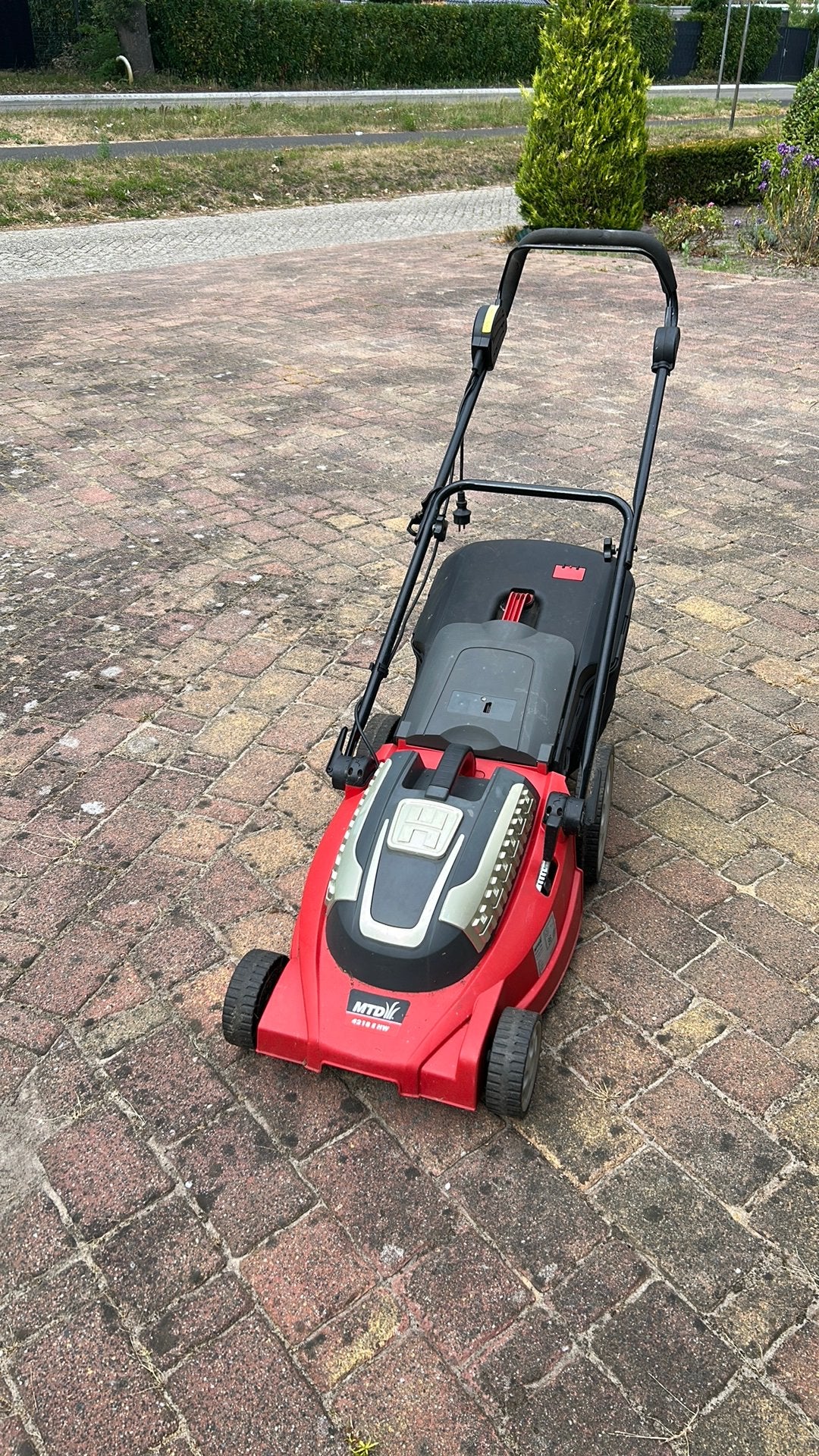 Grasmaaier MTD, Tuin en Terras, Grasmaaiers, Ophalen, Gebruikt, Elektrische grasmaaier, Opvangbak