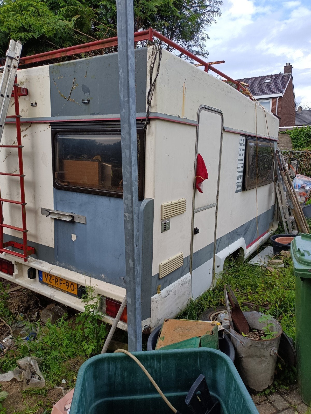 Oude camper voor onderdelen  Dethleffs oldtimer wit grijs, Ophalen, Gebruikt