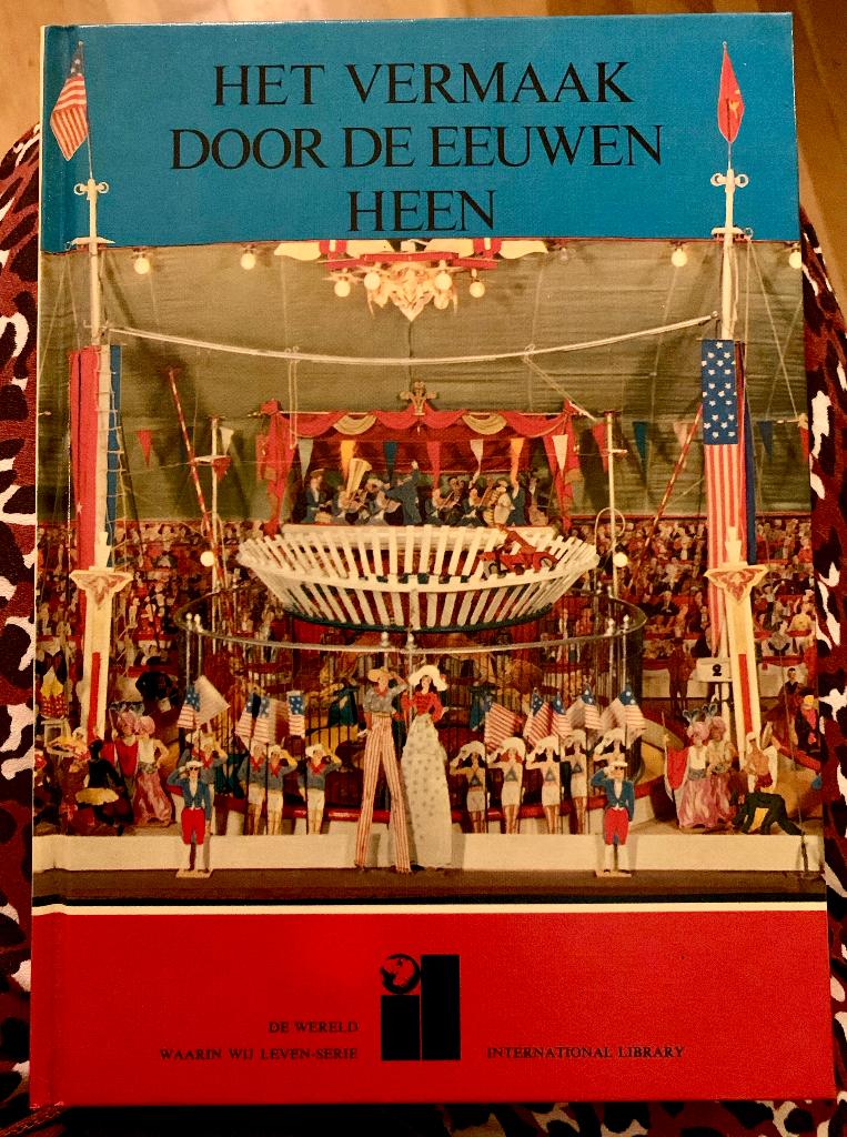 Boek Het vermaak door de eeuwen heen - Gaade