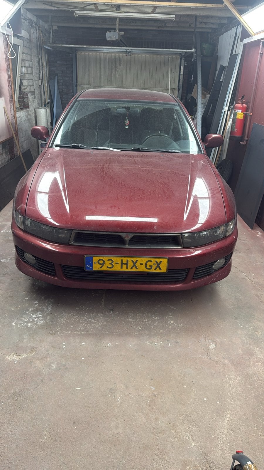 Mitsubishi Galant 2.0 Glsi 2002 Rood, Auto's, Voorwielaandrijving, 4 cilinders, 133 pk, Origineel Nederlands