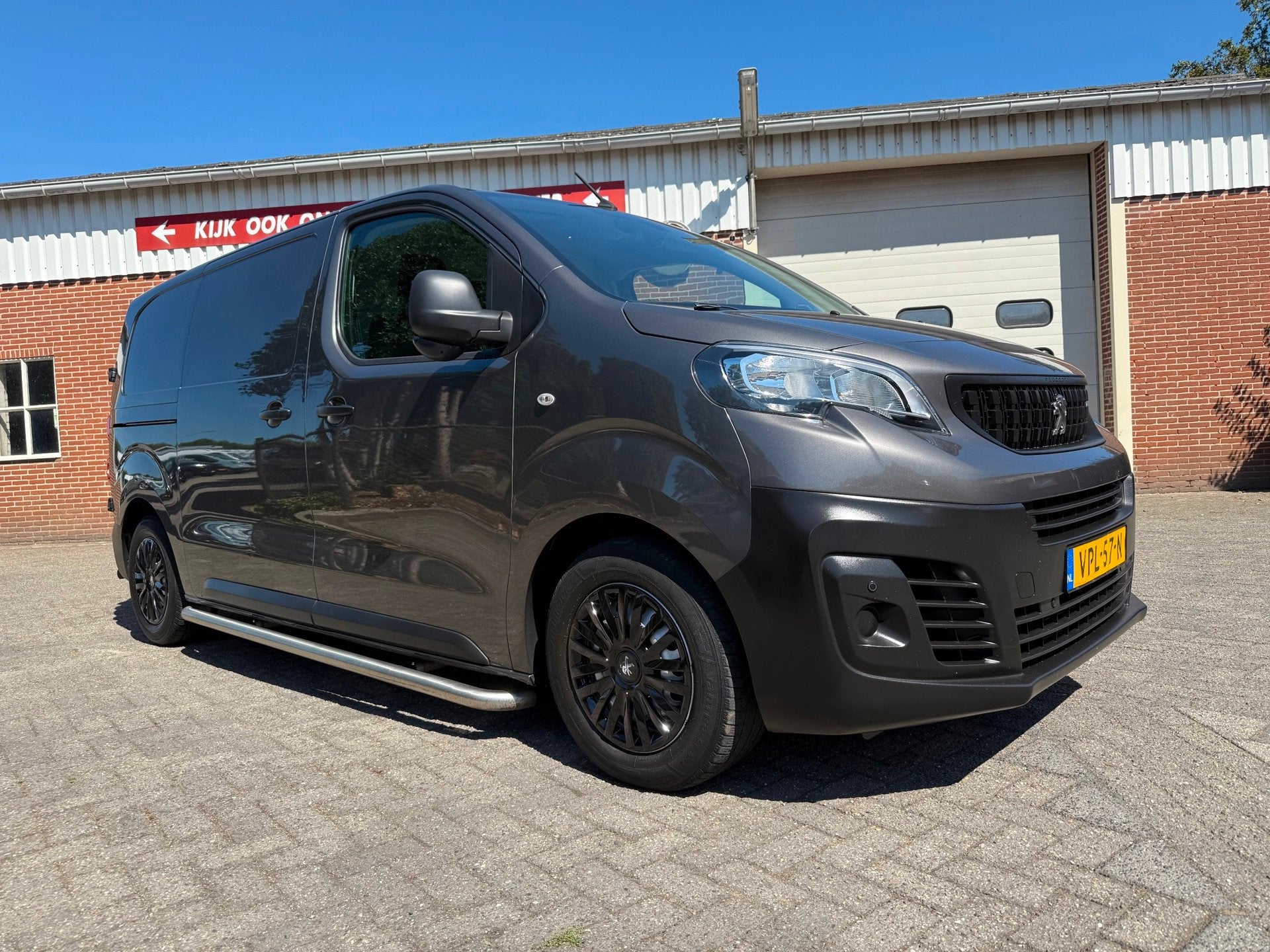 Peugeot Expert 2.0 BlueHDI 145pk automaat Camera CarPlay Nav, Auto's, Bestelauto's, Gebruikt, Euro 6, 4 cilinders, Parkeersensor