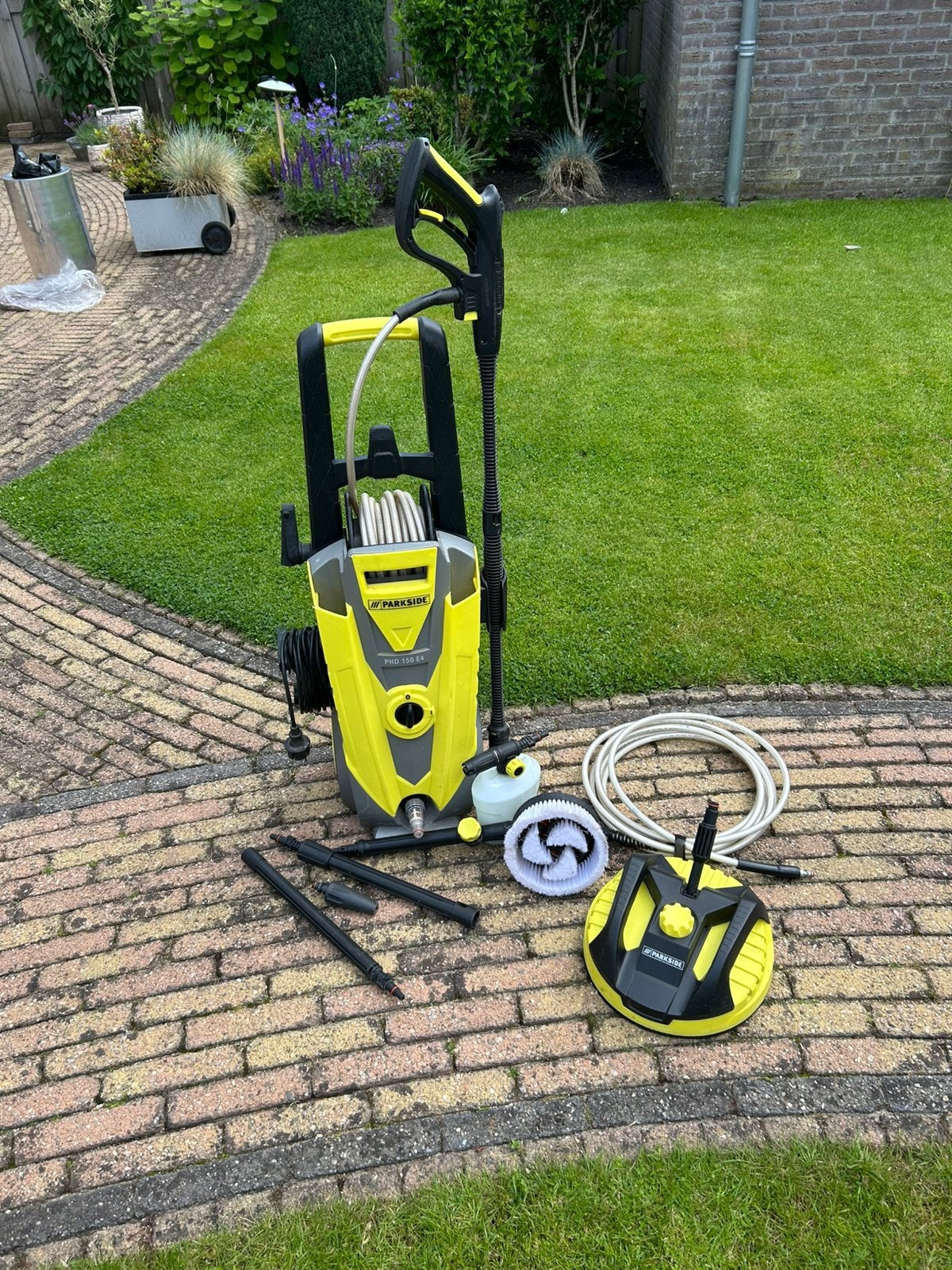 Hoge drukspuit complete set parkside phd 150 verrijdbaar, Ophalen, Zo goed als nieuw, Elektrisch, Met autostop en -start